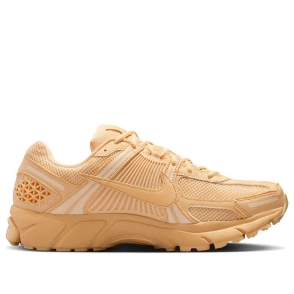 Nike Zoom Vomero 5 Celestial Gold Mens Running HF5493-200 NEW Size 9